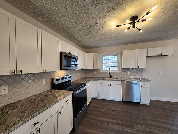 4th image of 6058 Cedar Hill Ln