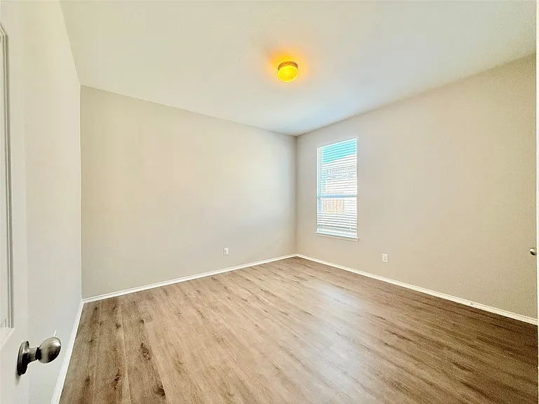 2404 Bermont Red Ln — Photo 15