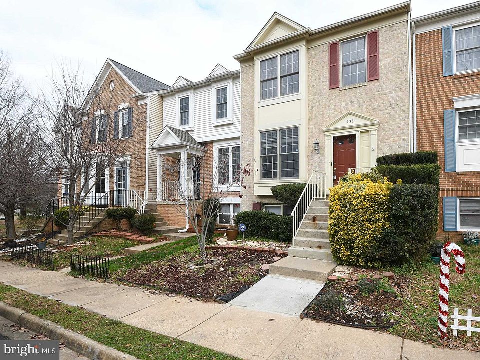 1st image of 107 Falkirk Ct