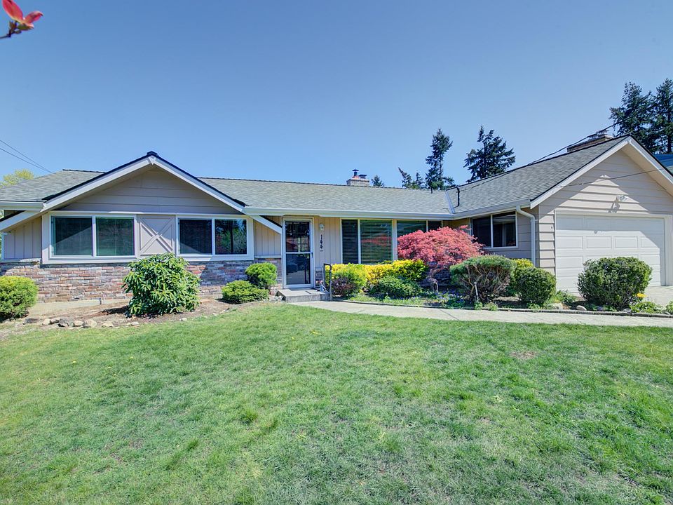 1st image of 144 152nd Pl NE
