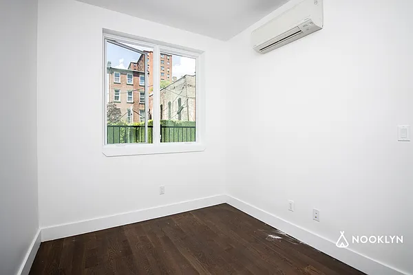 Rented by Nooklyn NYC LLC | media 37