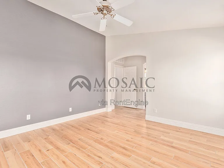 3381 E Flamingo Ct — Photo 19