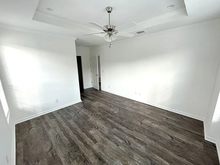 1033 Vervain Dr #1033E — Photo 9