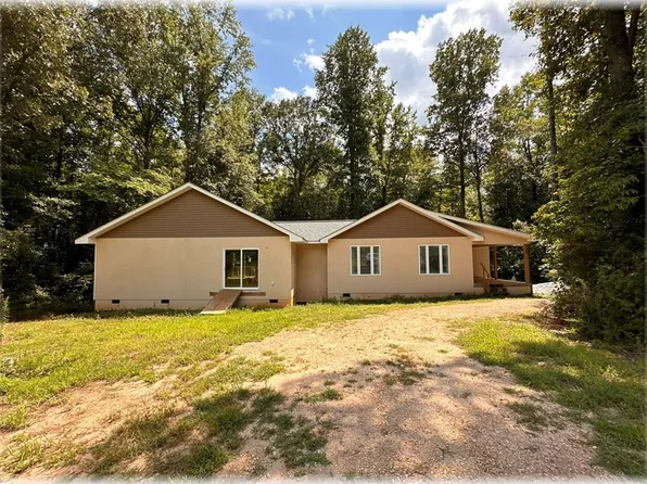 212 Granite Dr, Seneca, SC 29678