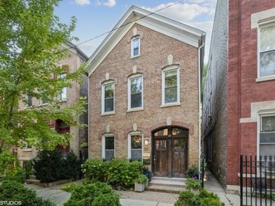 852 N Hermitage Ave, Chicago, IL, 60622