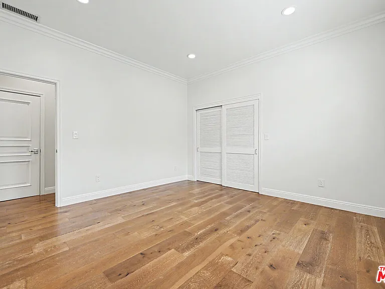 1908 S Durango Ave — Photo 27