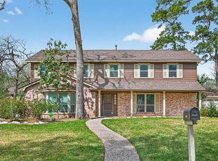 5918 Lodge Creek Dr, Houston, TX 77066