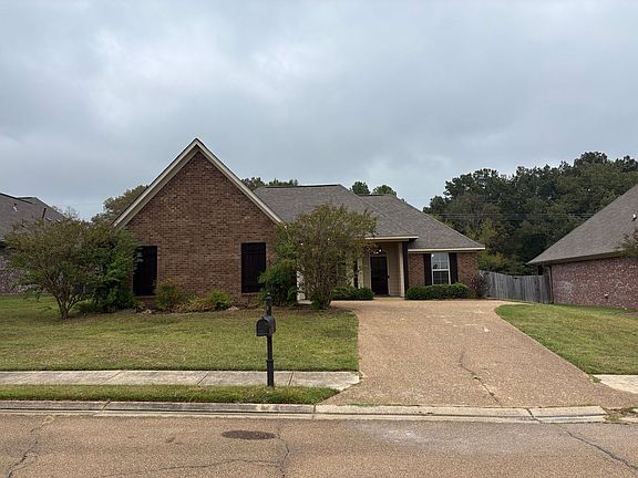 4th image of 112 Clearview Dr E