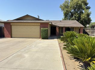12516 Walnut Ave, Orosi, CA 93647