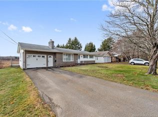 1803 Amirault, Dieppe, NB E1A 7J7