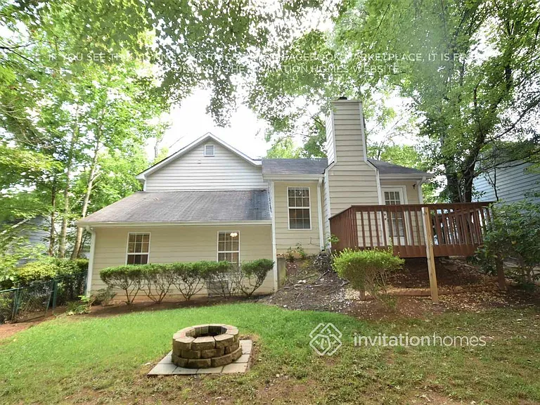 1830 Killarney Dr SW — Photo 8