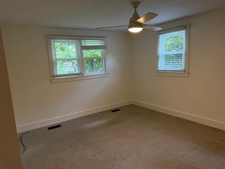 2229 Belvoir Ave — Photo 7
