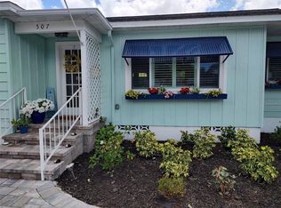 507 Fairview Rd, Belleair, FL 33756