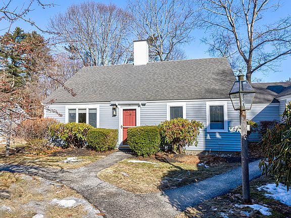 3rd image of 15 Oakview Drive #15
