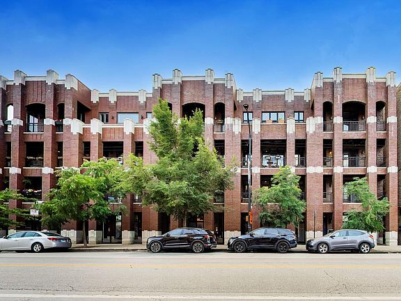 2nd image of 1417 W Chicago Ave Unit 3