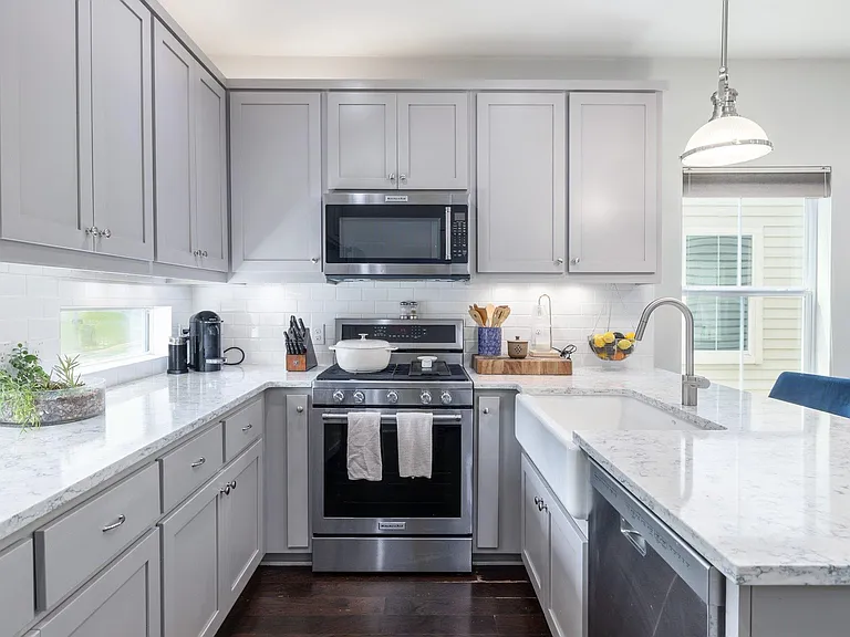 2705 Halcyon Dr #7 — Photo 7