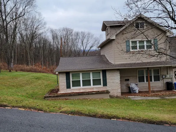 629 N 10th Ave #C, Altoona, PA 16601
