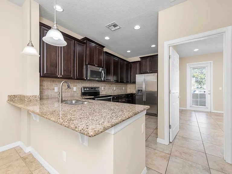 8632 Elder Ln — Photo 7