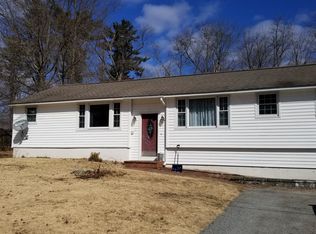 22 Orchard St, Auburn, NH 03032