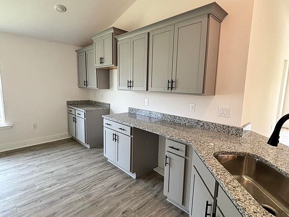 3rd image of 8861 Serama Dr