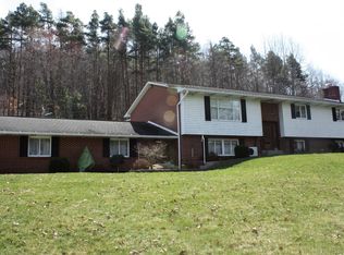 423 421 451 Kings Rd, Apollo, PA 15613