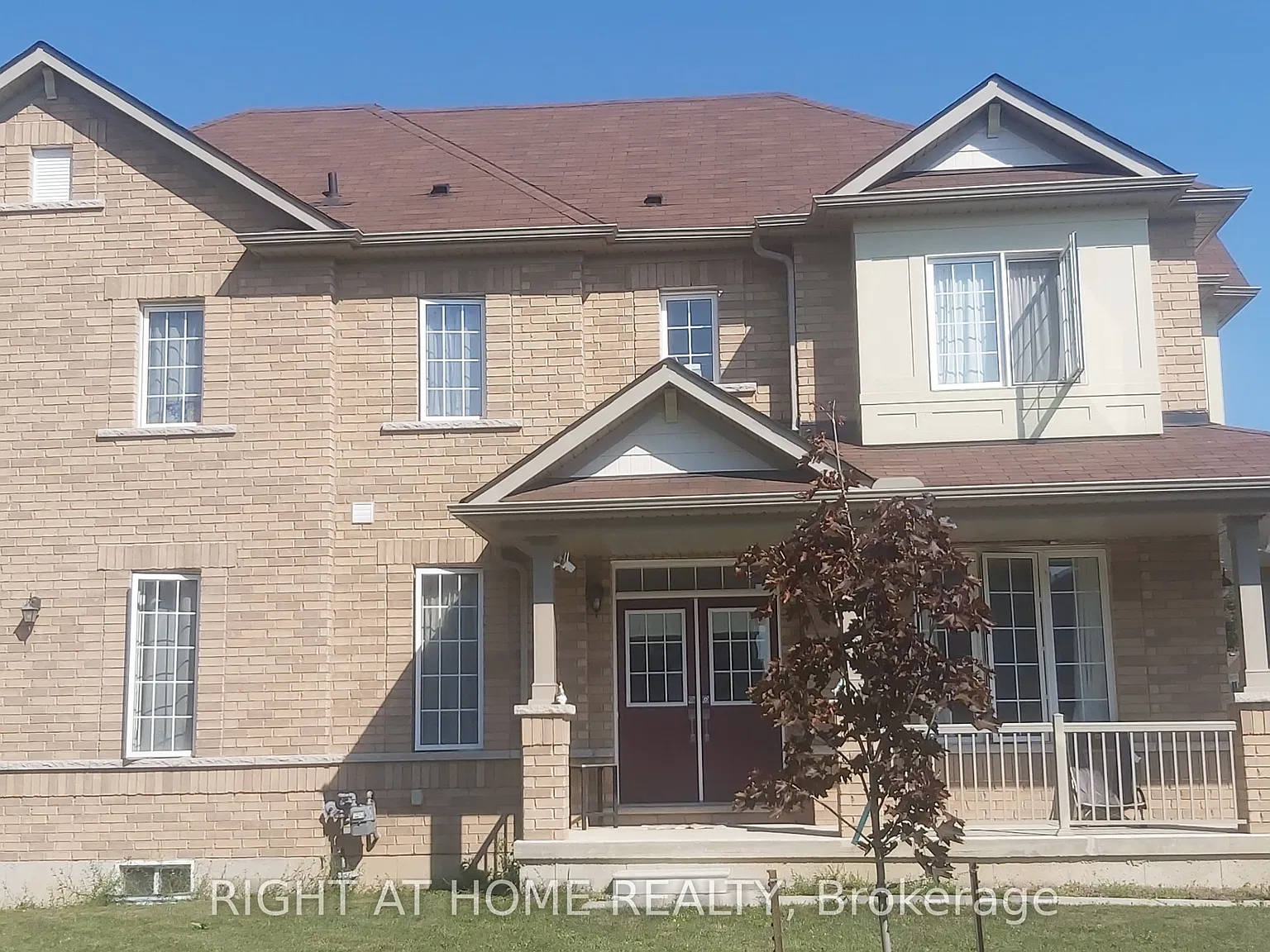 3 bed, $2,500 — Photo 2