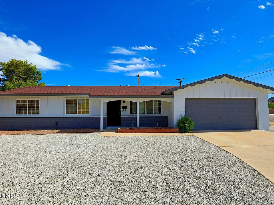 1st image of 2801 E Desert Cove Ave