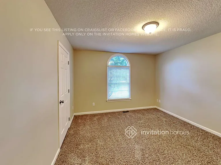 303 Pamela Pl — Photo 18