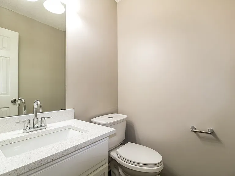 6243 Sayler Park — Photo 15