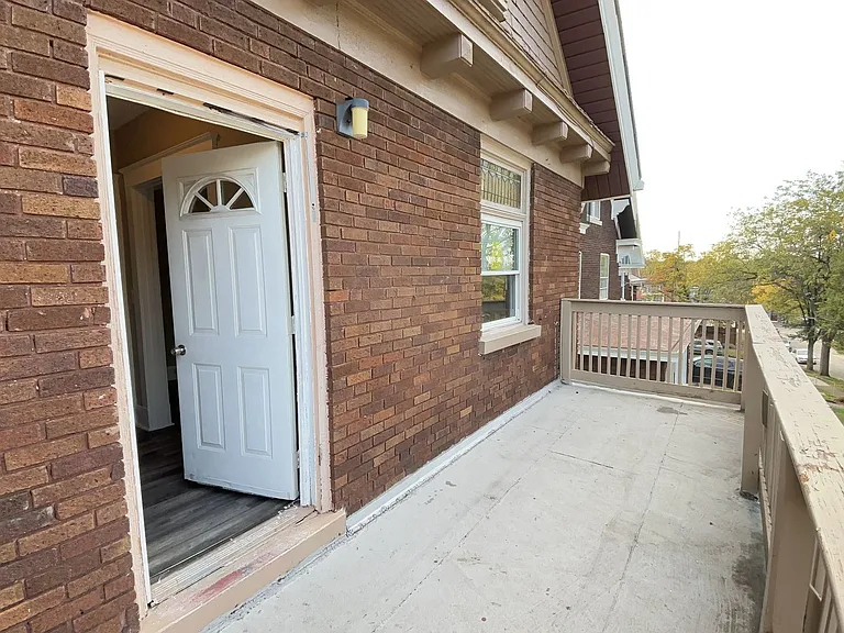 1026 Del Monte Pl — Photo 5