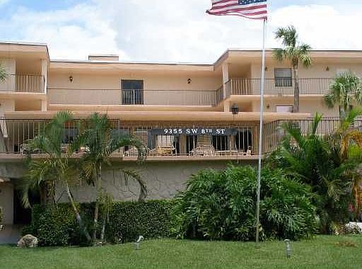 Home For Sale In Sandalfoot