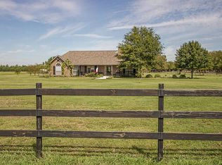 5551 Mixville Rd, Sealy, TX 77474