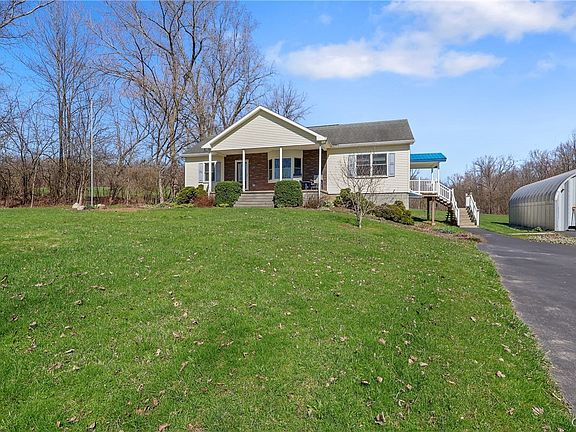 3rd image of 9883 Oneil Rd