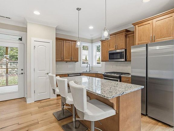 4th image of 4409 Spiedie Ct