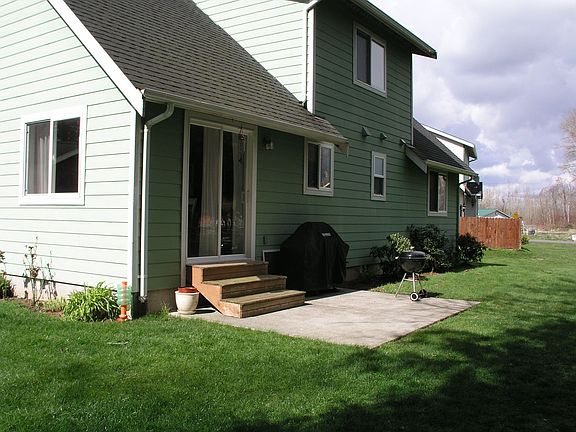 Exterior back with patio