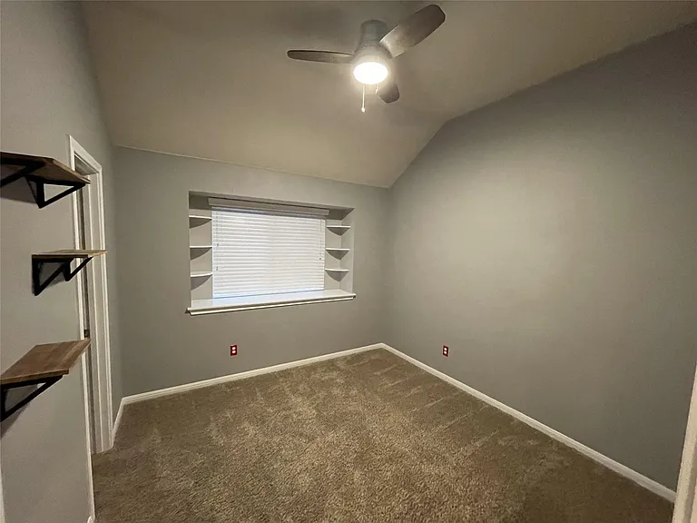 108 Lasino Dr — Photo 16
