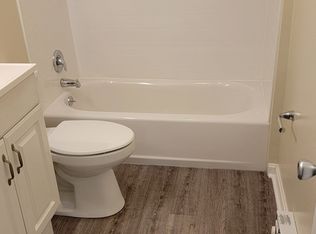 26 N Maryland Ave APT A, Brunswick, MD 21716