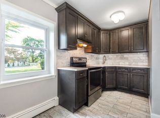 197 N Beverwyck Rd APT 1, Lake Hiawatha, NJ 07034