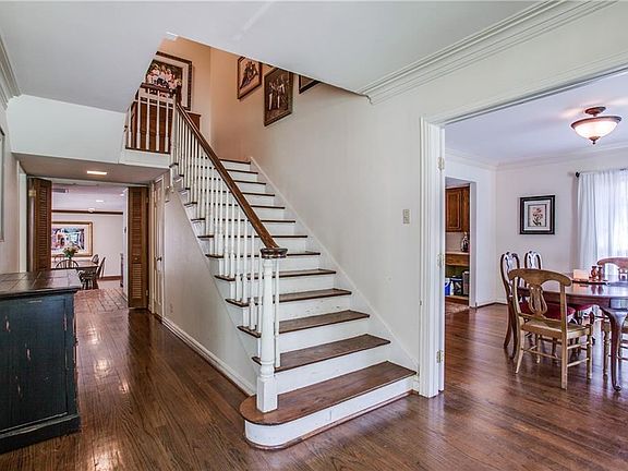5th image of 3553 Wentwood Dr