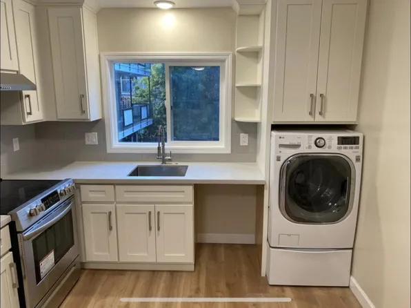 339 Lester Ave #D, Oakland, CA 94606