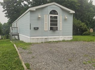 1939 Morris St, New Castle, PA 16102