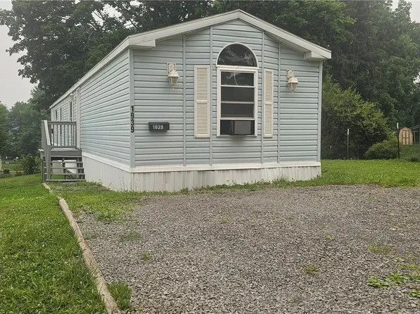 1939 Morris St, New Castle, PA 16102