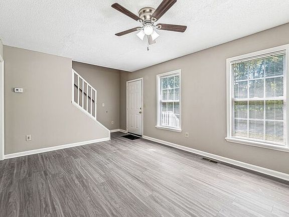 2nd image of 1807 Cody Ave