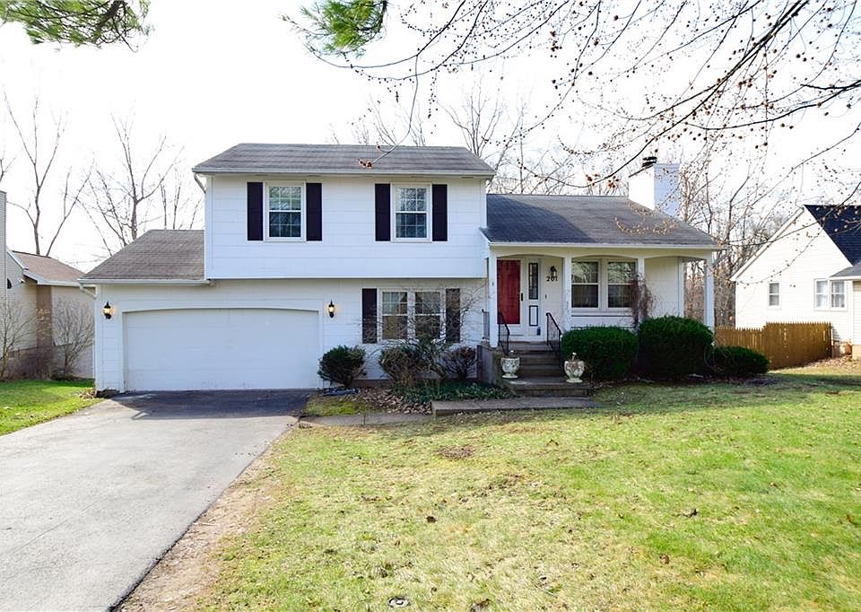 1st image of 201 Willow Pond Way