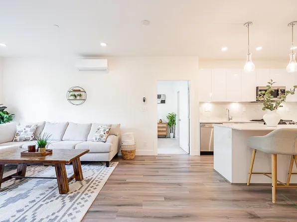 8447 202nd St #B311, Langley, BC V2Y 1N1