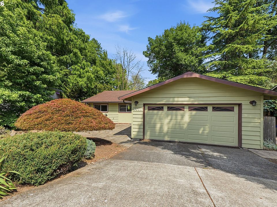 1st image of 8390 SW Godwin Ct