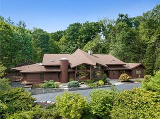16 Rollingwood Dr, New City, NY 10956