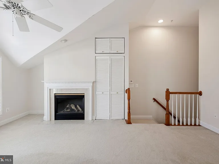 9 Franklin St — Photo 25