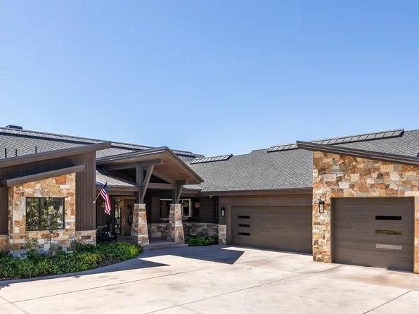686 Red Mountain Ct, Heber, UT 84032