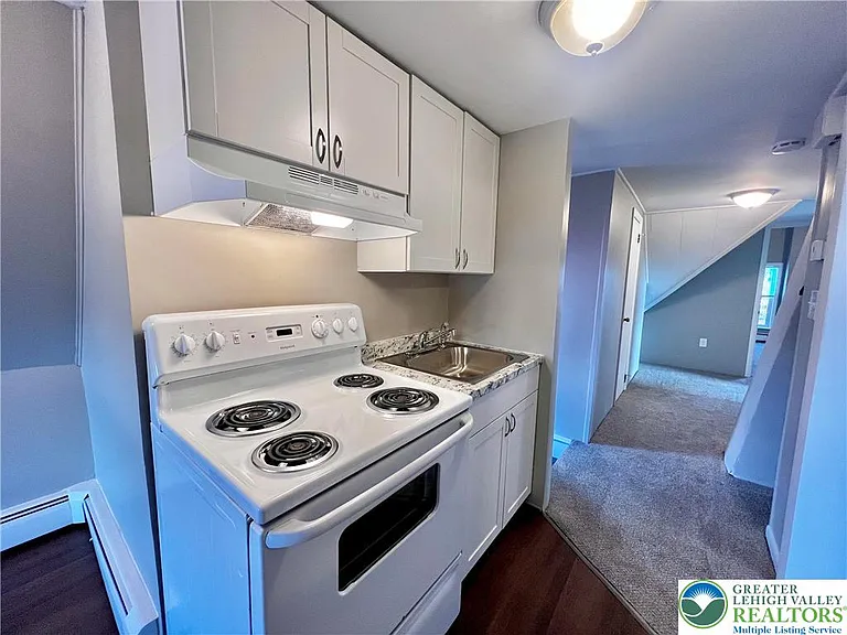 363 S Broad St #3 — Photo 8